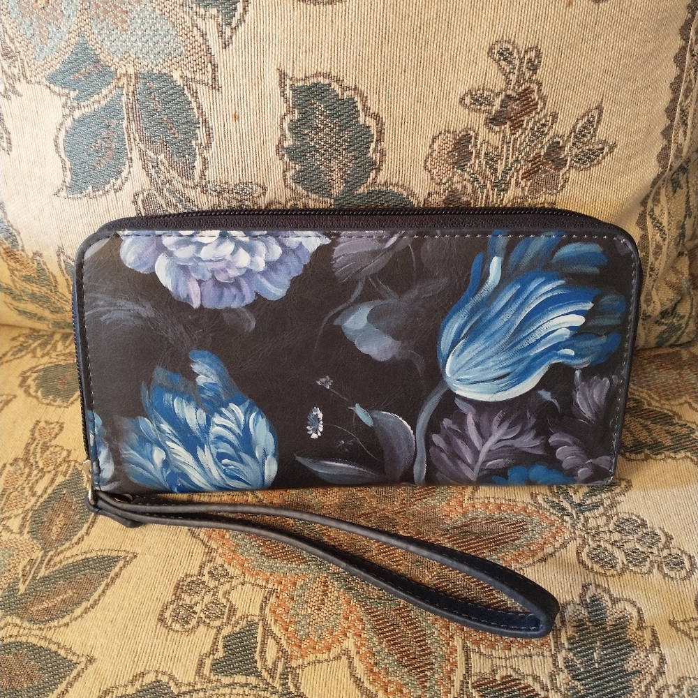 Madi Claire Wristlet